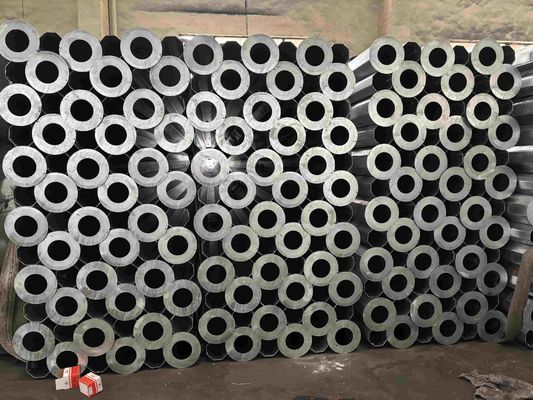 45FT Düşük Voltaj Sekizgen Metal Elektrik direği Galvanizli Çelik