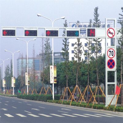 Tubular Steel Pole Street Lighting Pole Custom Traffic signal Light Pole