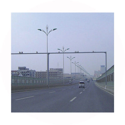 Galvanized Traffic Signal LED Light Poles Weight 10M Steel Pole Good Price