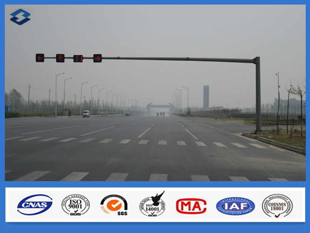 Reaching Long Arm Traffic Steel light Pole 6000mm 7500mm Mounting Height traffic sign pole