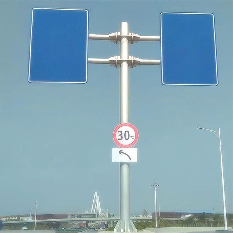 High-Strength Anti-Corrosion Coated Traffic Steel Pole for Road Sign & Light Installation