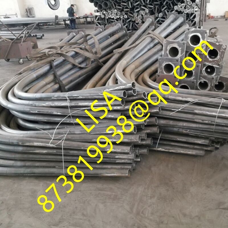 15FT 20FT Q235B Hot-dip Galvanized Steel Lighting Pole with Curved Single Arm for Street Road Lighting