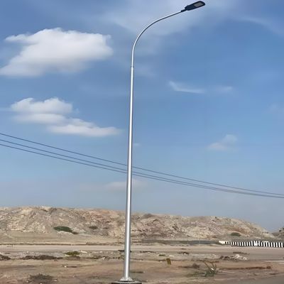 Yuvarlak Galvanize Sokak direği 15FT - 40FT Işıklı Konik Çelik direği S460NL