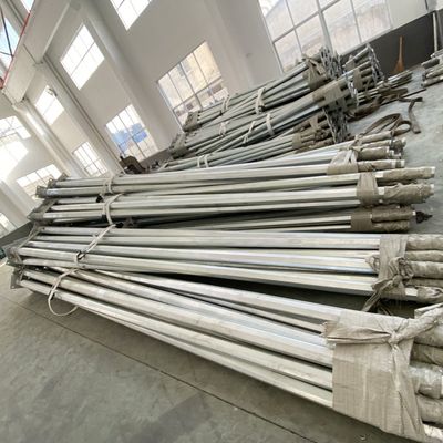 7.5M ASTM A36 Sekizgen Çelik Aydınlatma direği Sıcak Dip Galvanize